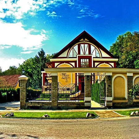 Hotel Vila Lago 4*