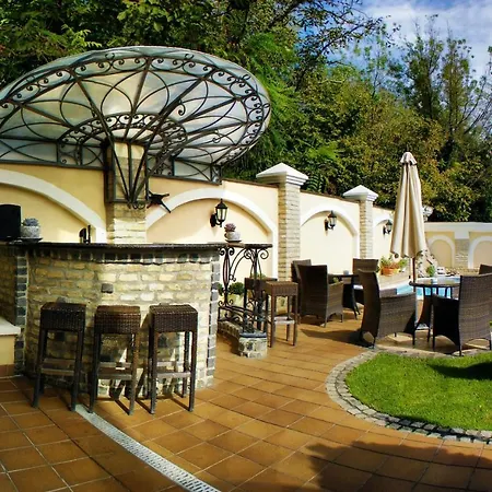 Hotel Vila Lago 4*