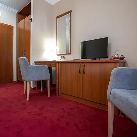 Ξενοδοχείο Hotel Vila Lago 4*