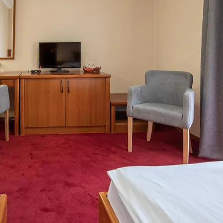 Hotel Vila Lago 4* Palić