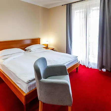 Hotel Vila Lago 4*