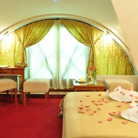 Hotel Vila Lago Hotel 4*